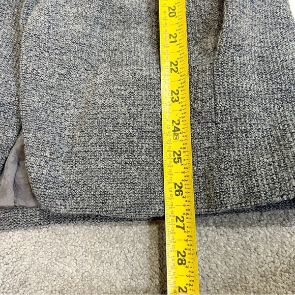 Max Mara Wool Blazer Tweed Boucle Gray Size Medium Made in Italy 3 Buttons - Picture 15 of 15